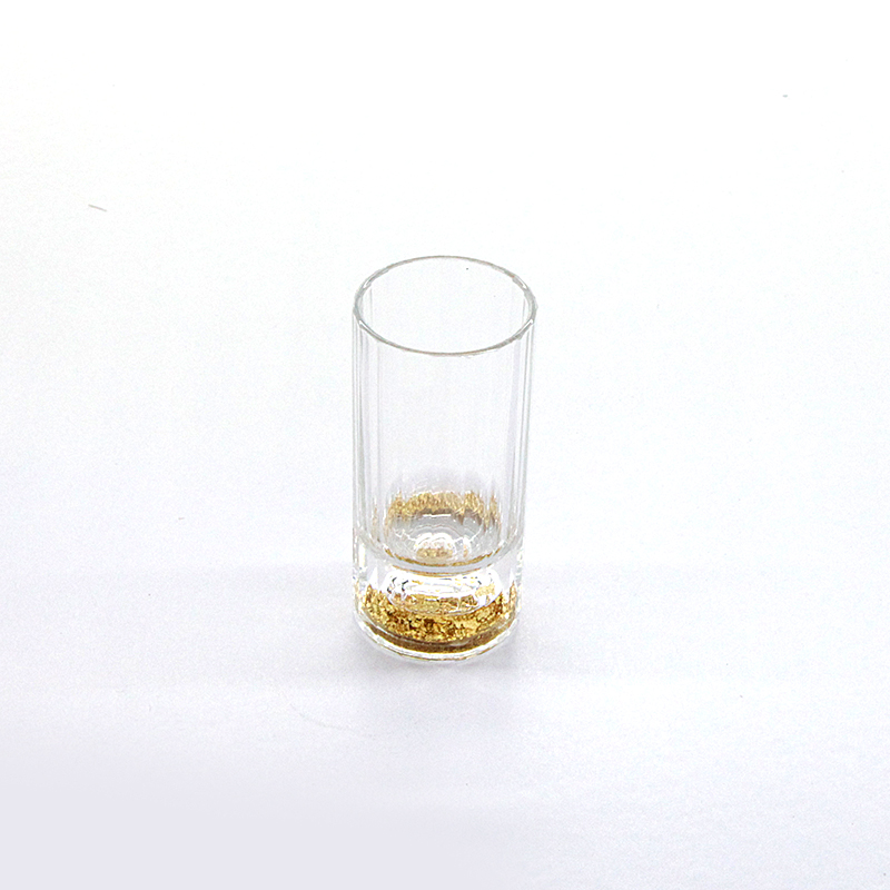 玻璃杯
